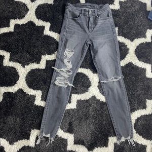 American Eagle ripped grey super hi-rise jegging